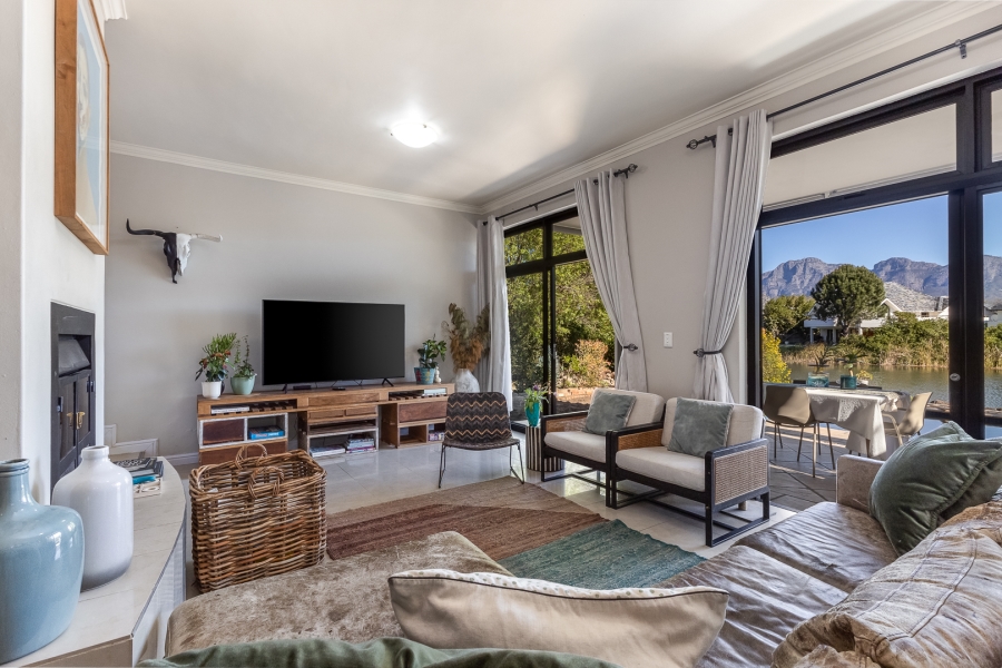 4 Bedroom Property for Sale in Pearl Valley at Val de Vie Western Cape